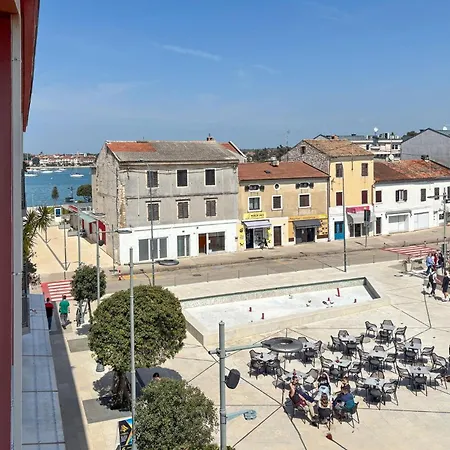 Apartament Beautiful In With Wifi Umag