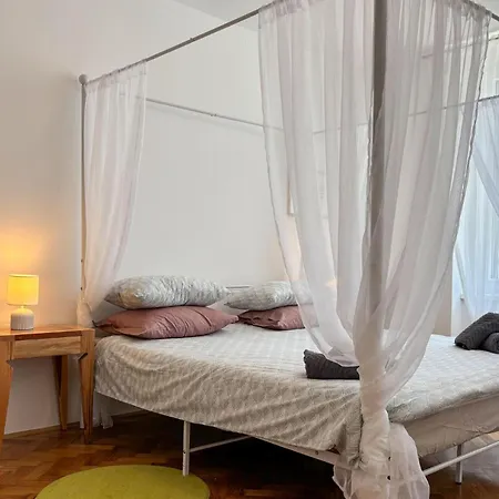 Beautiful In With Wifi Apartament